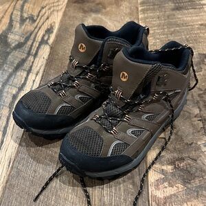 Merrell MOAB 3 Mid Earth Men’s Size 7 M MK261204 Outdoor Hiking Waterproof